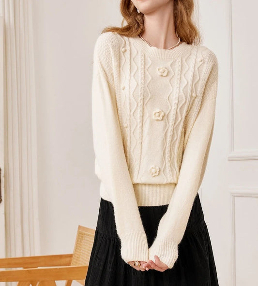 Fashion Women's Clothing 2025 Autumn Winter New Style Temperament Reducing Loose Flower Embroidered Round Neck Sweater Knit Top