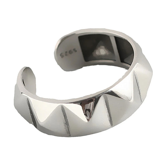 Sturdy Zinc Alloy Polished Rhombus Designs Rings Elegant Fashion Jewelry Statement Pieces for Ladies Day to Night Wear