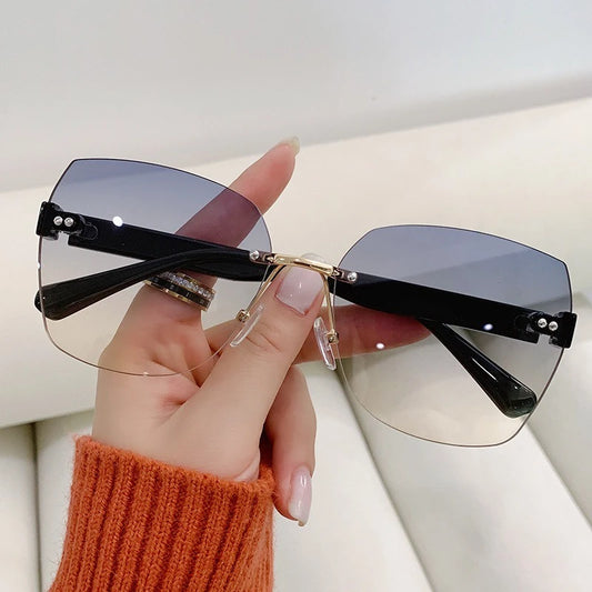 Sunglasses For Women Fashion Rimless Beach Gradient Sunglass Lady Retro Summer Sunglasses UV400