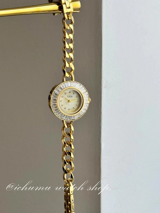 Women's Watches 2025 Luxury Elegant Ladies Wrist Watch Gold Rhinestone Quartz Wristwatch Vintage Female Small Clock reloj mujer
